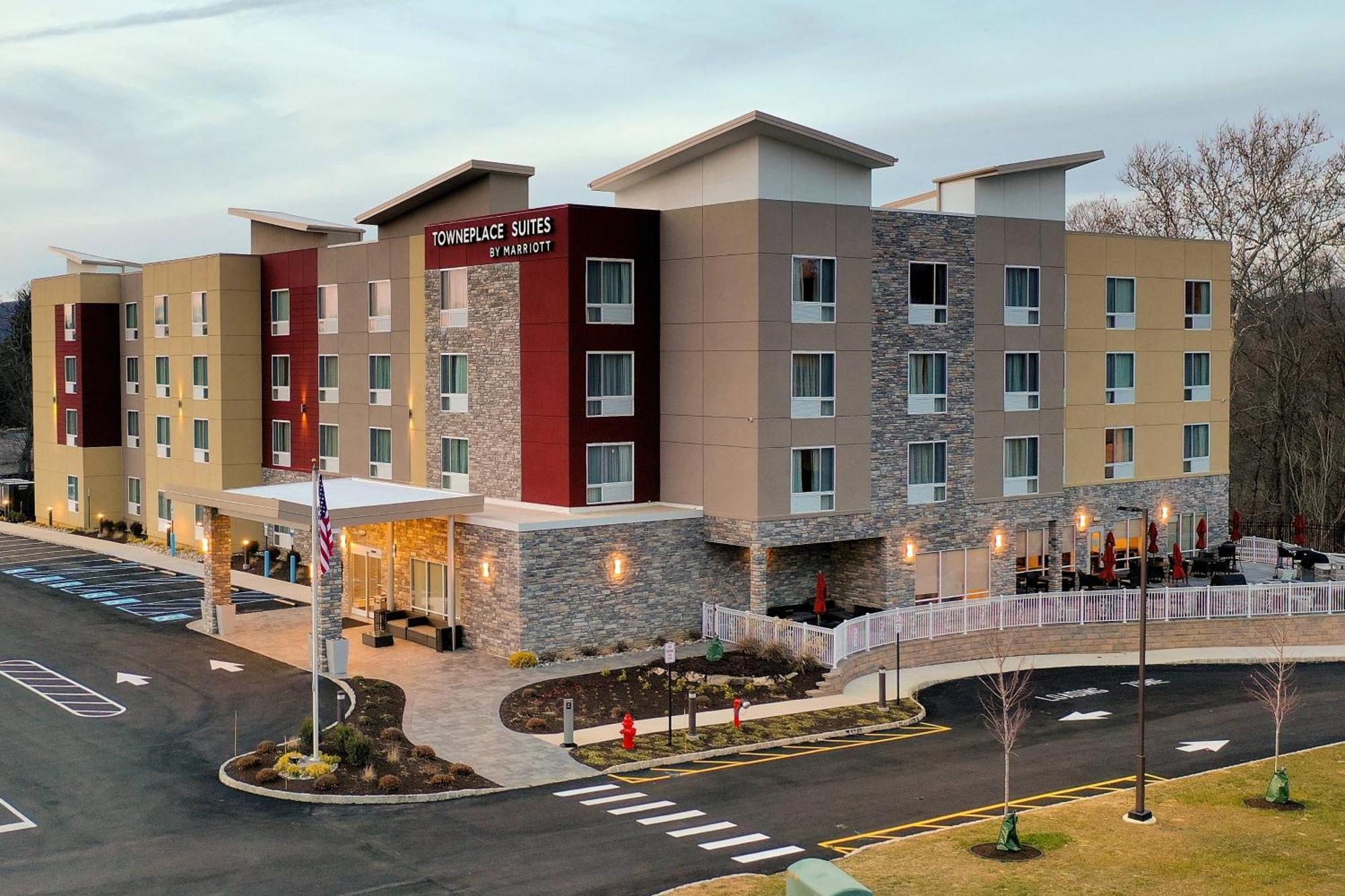Towneplace Suites By Marriott Clinton Exterior foto