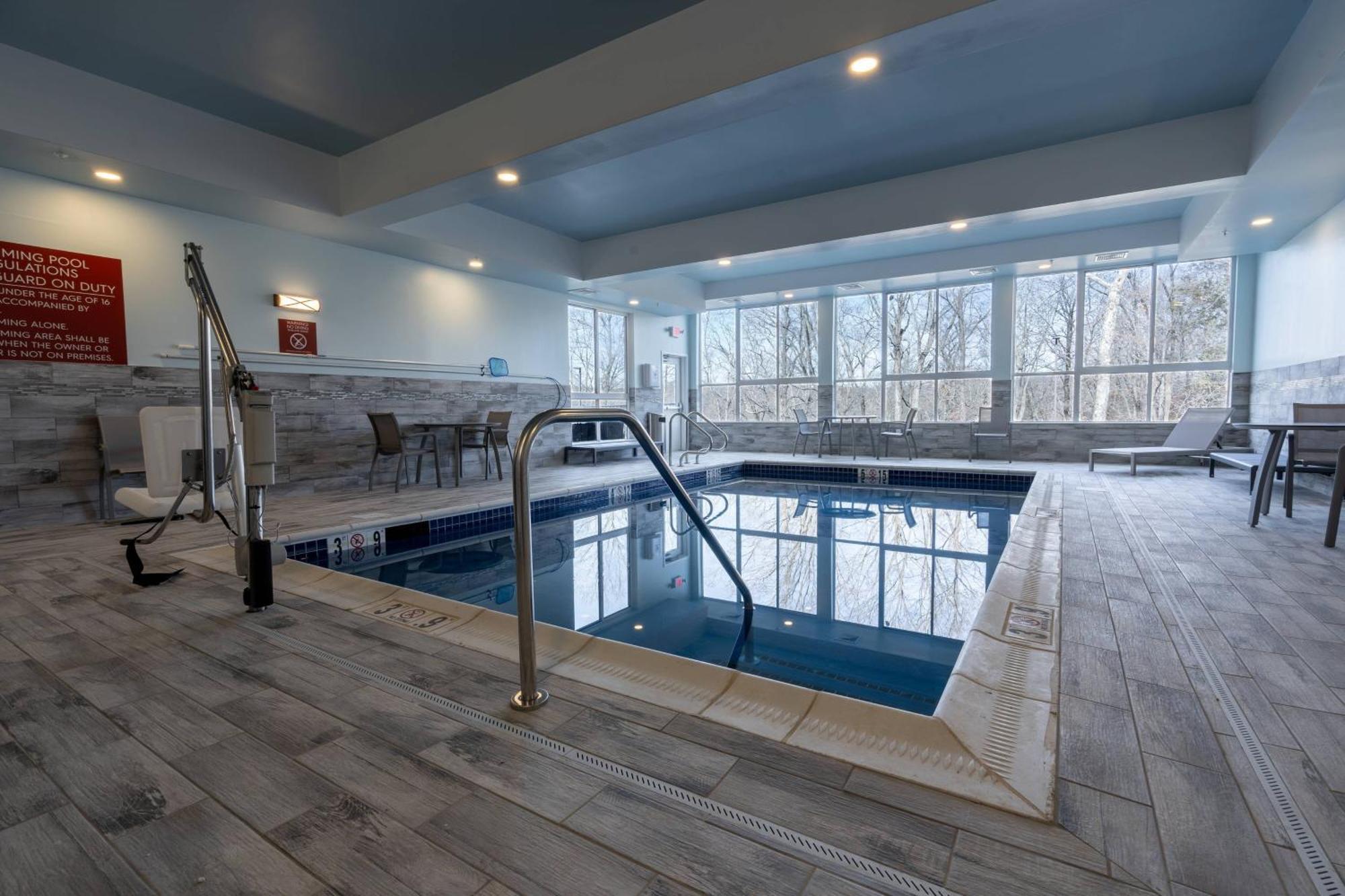 Towneplace Suites By Marriott Clinton Exterior foto
